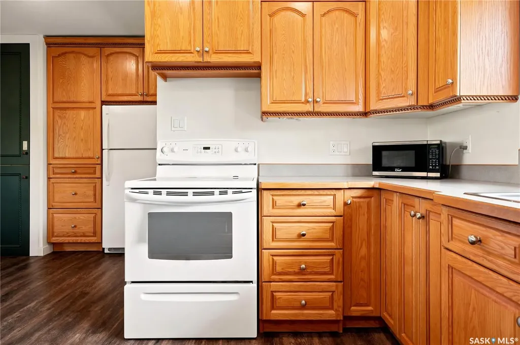 7343 8th Avenue Regina SK S4T 0X2