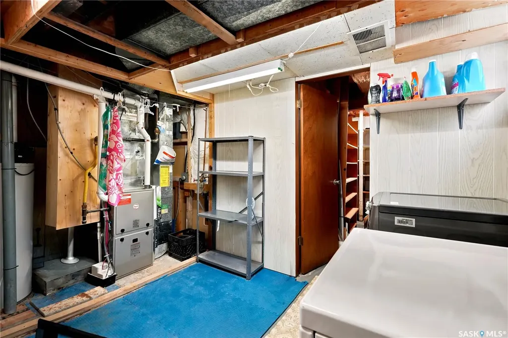 7343 8th Avenue Regina SK S4T 0X2