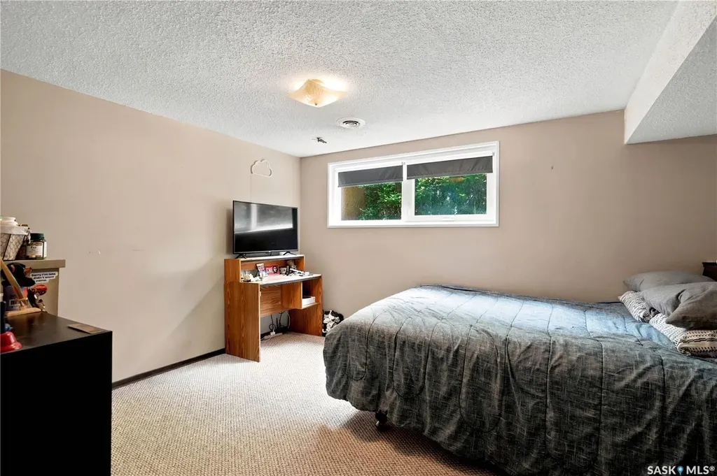 7343 8th Avenue Regina SK S4T 0X2