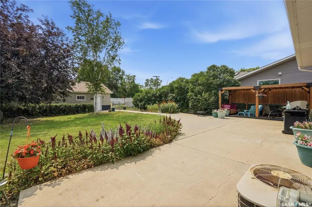 7343 8th Avenue Regina SK S4T 0X2