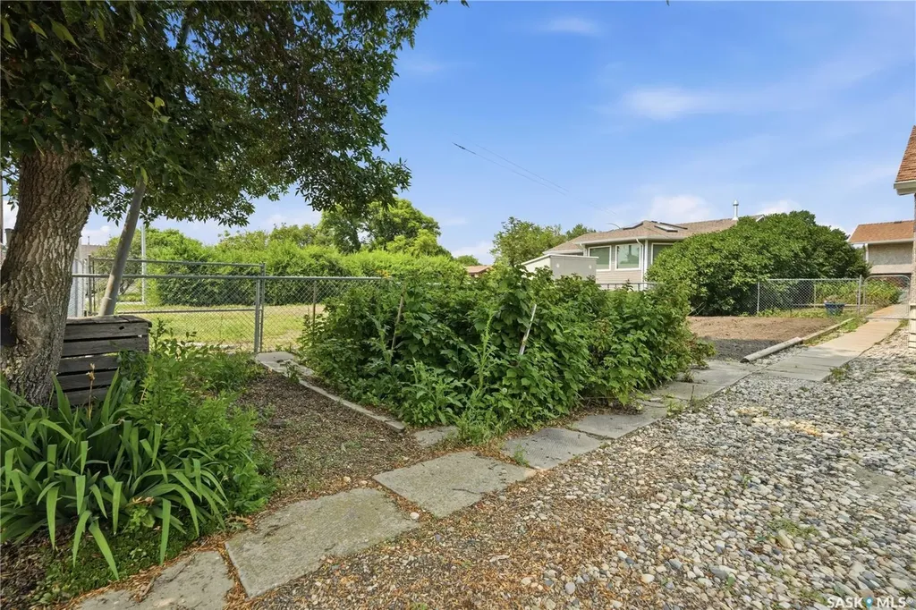 7343 8th Avenue Regina SK S4T 0X2