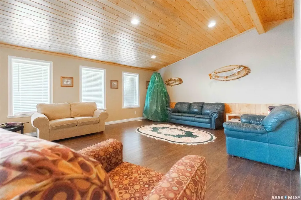 49 Taylor Street Katepwa Beach SK S0G 2Y0