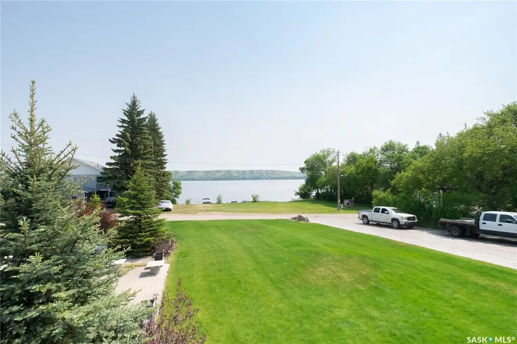 49 Taylor Street Katepwa Beach SK S0G 2Y0