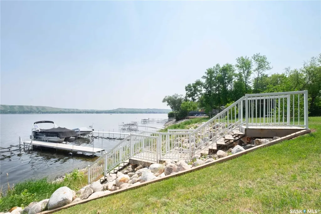 49 Taylor Street Katepwa Beach SK S0G 2Y0