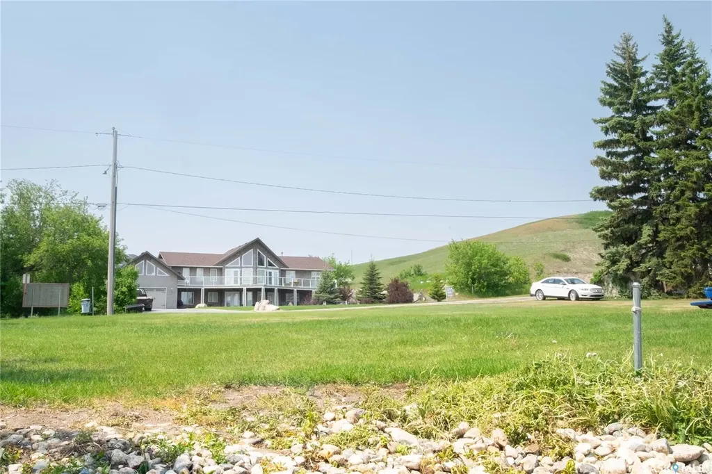 49 Taylor Street Katepwa Beach SK S0G 2Y0
