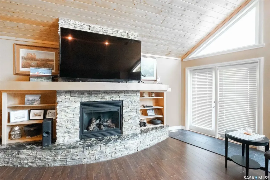 49 Taylor Street Katepwa Beach SK S0G 2Y0