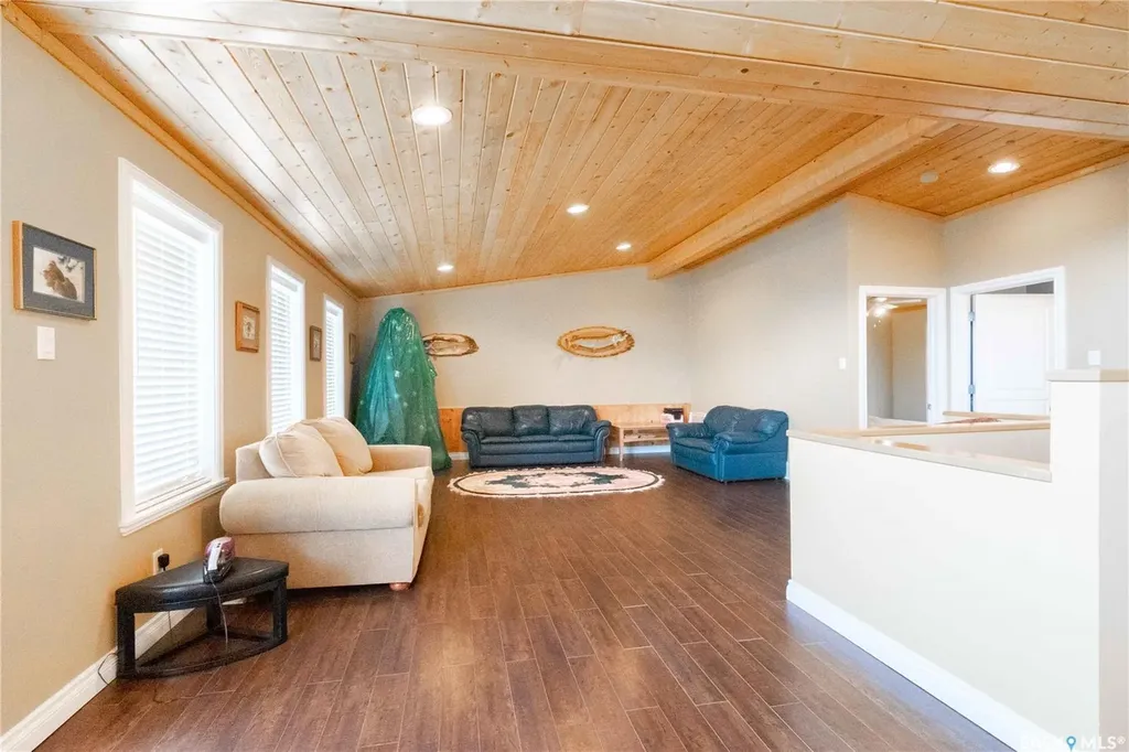 49 Taylor Street Katepwa Beach SK S0G 2Y0