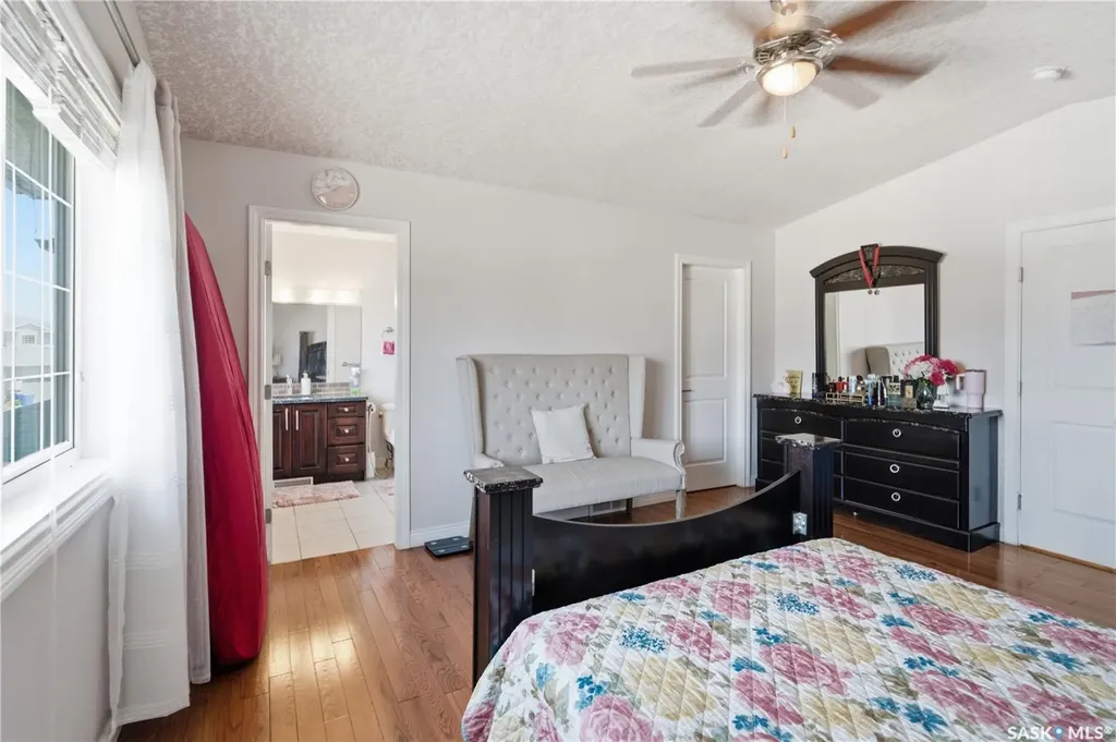5122 Canuck Crescent Regina SK S4W 0H1