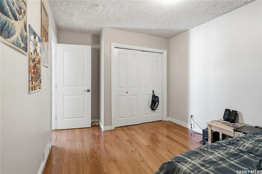 5122 Canuck Crescent Regina SK S4W 0H1