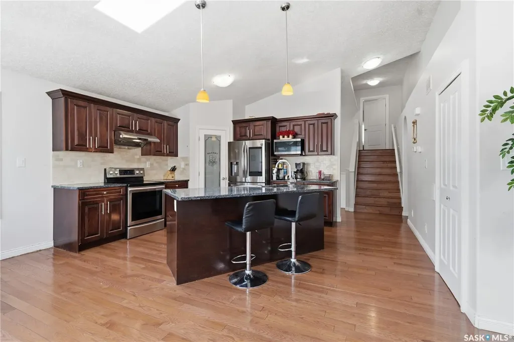 5122 Canuck Crescent Regina SK S4W 0H1