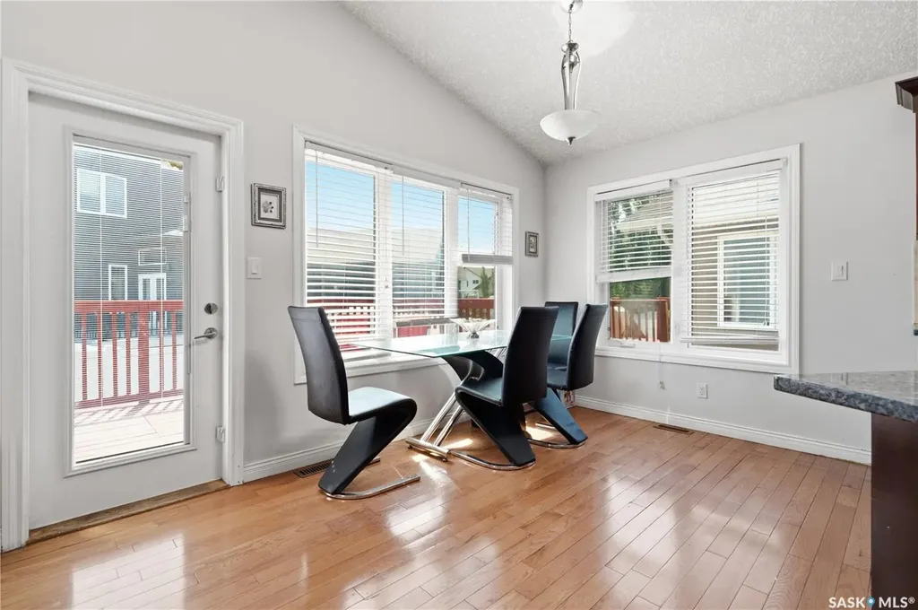 5122 Canuck Crescent Regina SK S4W 0H1