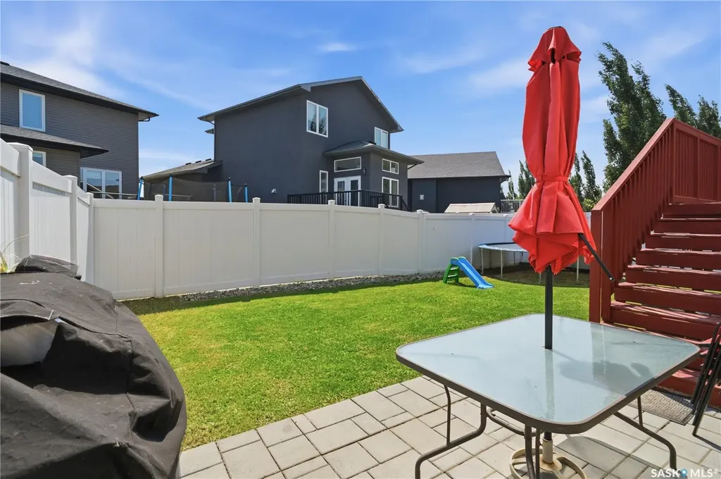 5122 Canuck Crescent Regina SK S4W 0H1