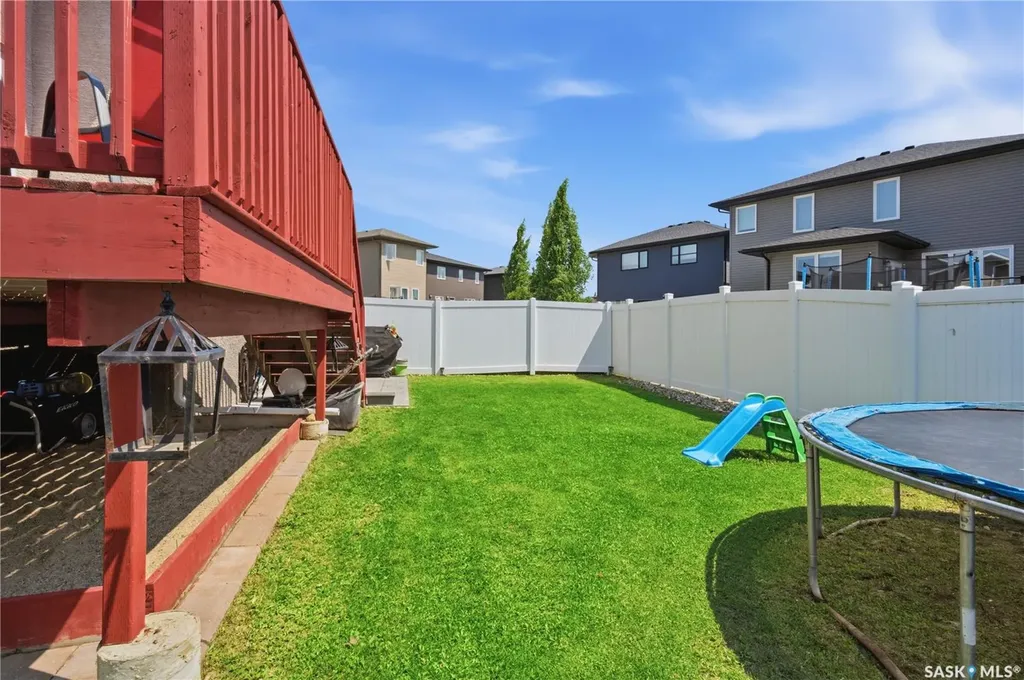 5122 Canuck Crescent Regina SK S4W 0H1