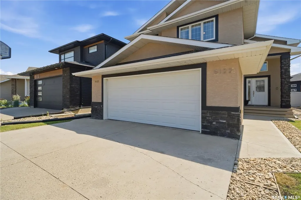 5122 Canuck Crescent Regina SK S4W 0H1