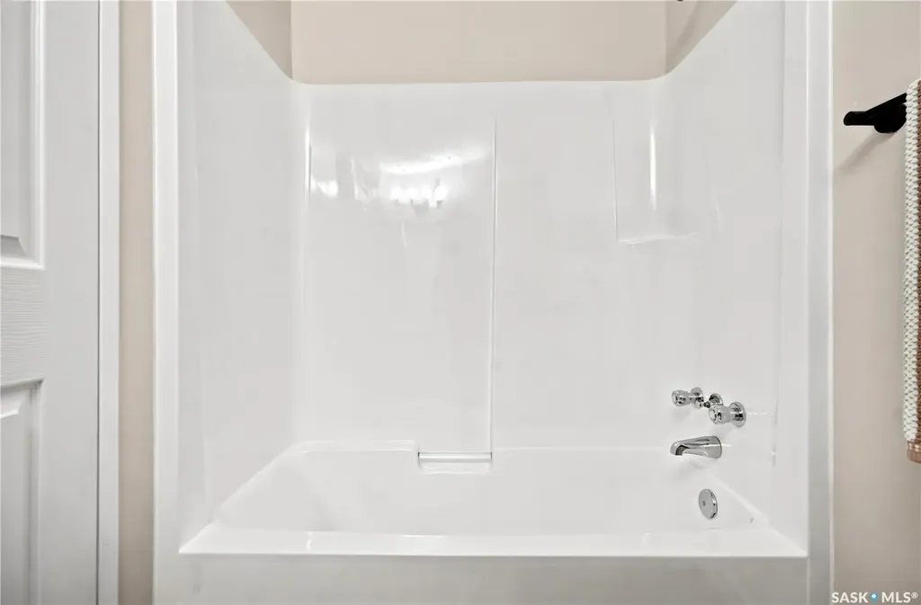 54B Marshall Crescent Katepwa Beach SK S0G 2Y0