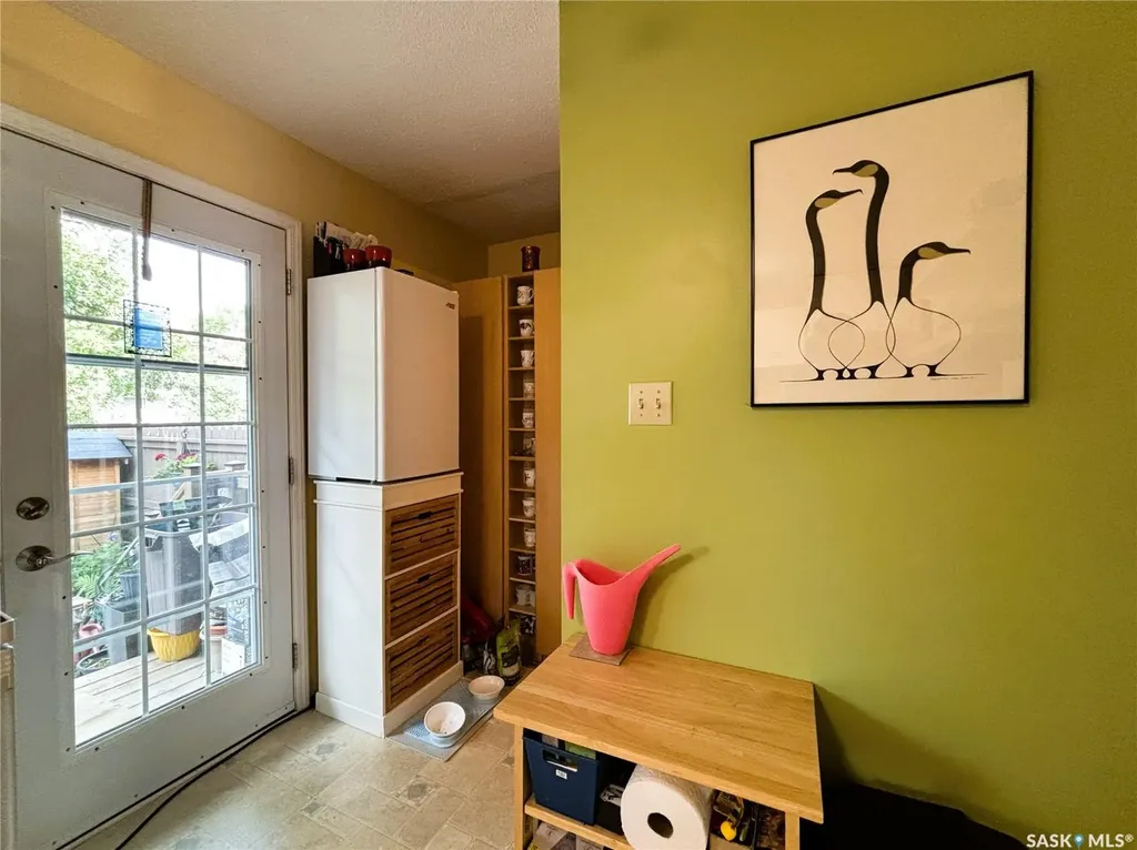 1128 Mckercher Drive Saskatoon SK S7H 4Y7