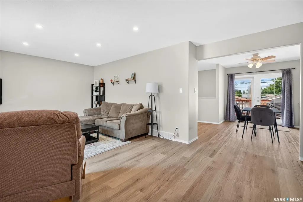 1314 Vaughan Street Moose Jaw SK S6H 5P7