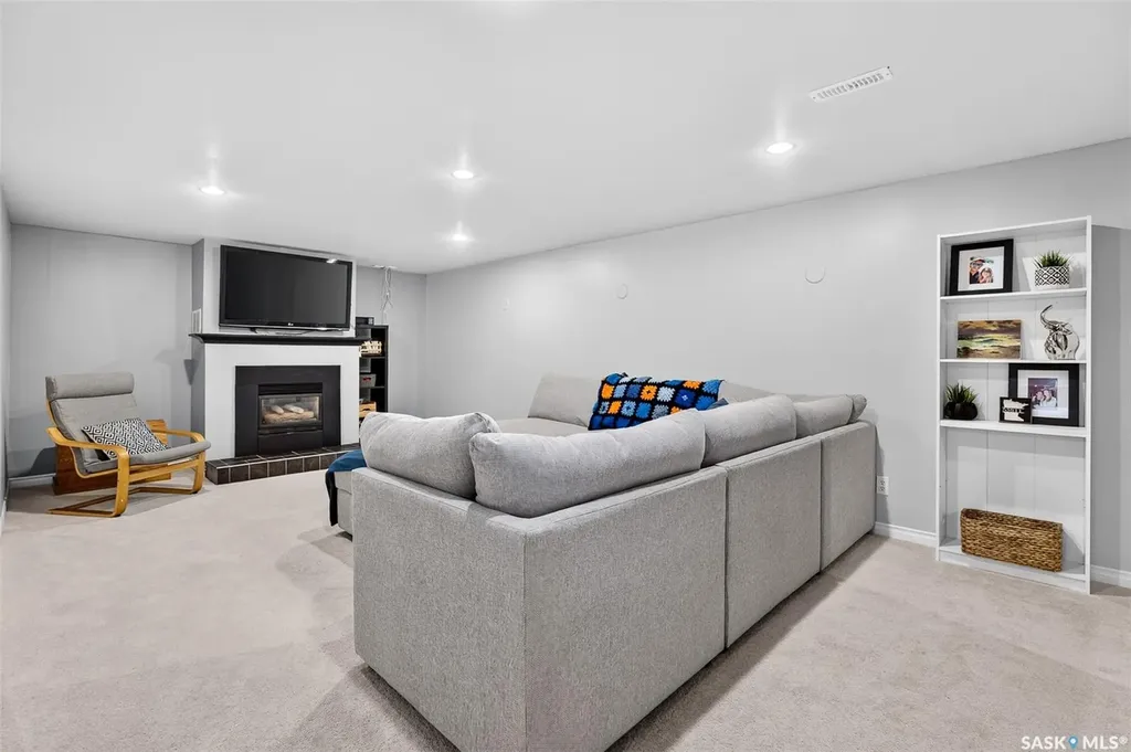 1314 Vaughan Street Moose Jaw SK S6H 5P7