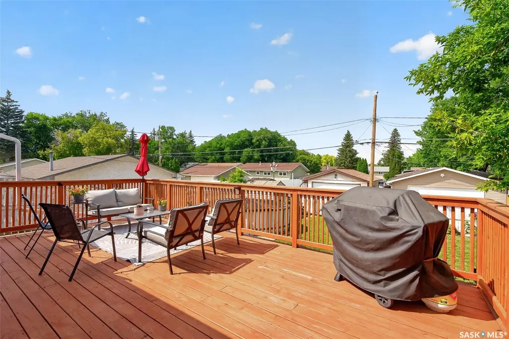 1314 Vaughan Street Moose Jaw SK S6H 5P7