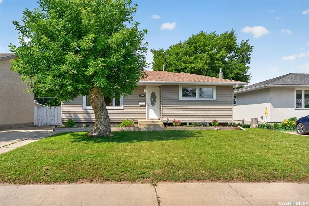 1314 Vaughan Street Moose Jaw SK S6H 5P7