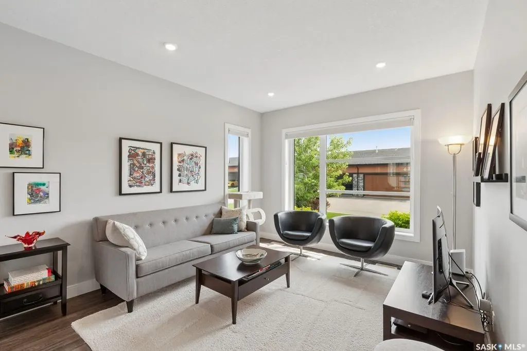103 Pohorecky Crescent Saskatoon SK S7W 0X7
