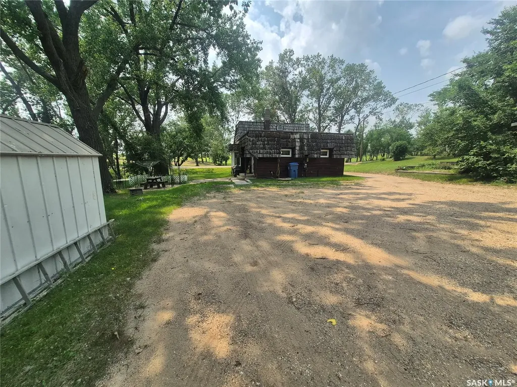 413 Peterson Avenue Radville SK S0C 2G0