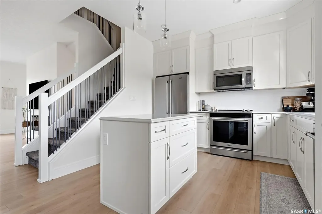 5409 Green Silverberry Drive E Regina SK S4V 3M5