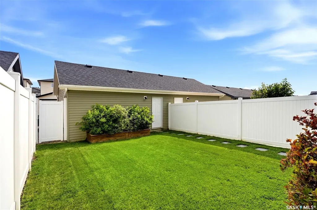 5409 Green Silverberry Drive E Regina SK S4V 3M5