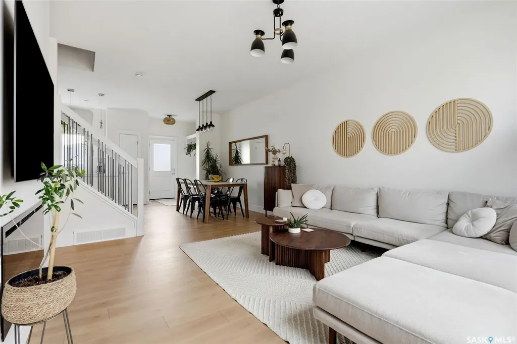 5409 Green Silverberry Drive E Regina SK S4V 3M5