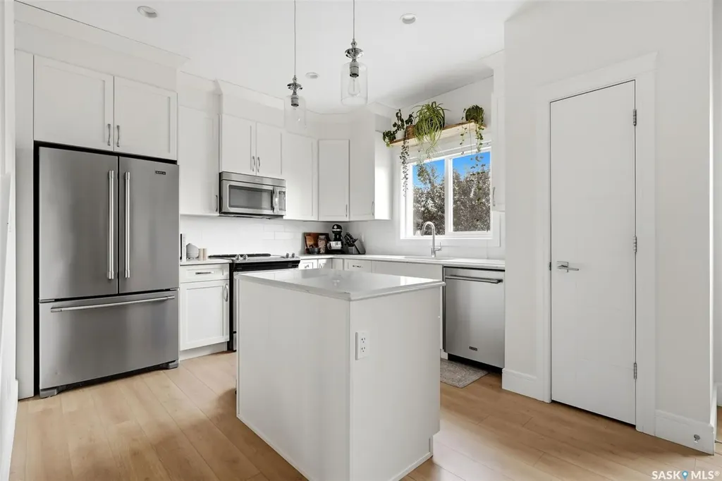 5409 Green Silverberry Drive E Regina SK S4V 3M5