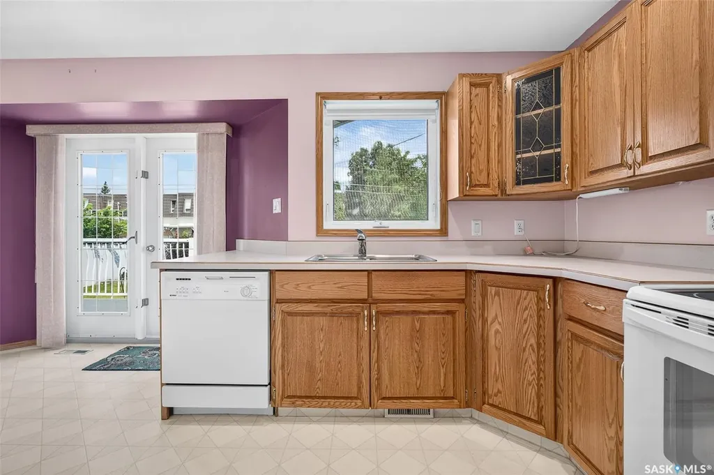 138 Athabasca Street W Moose Jaw SK S6H 2B7