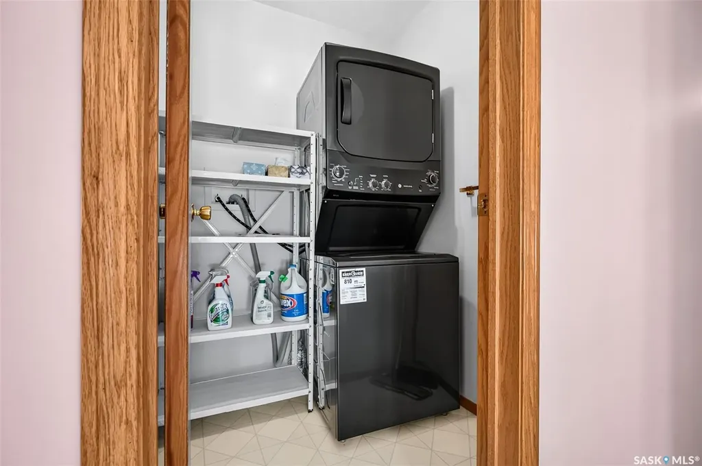 138 Athabasca Street W Moose Jaw SK S6H 2B7