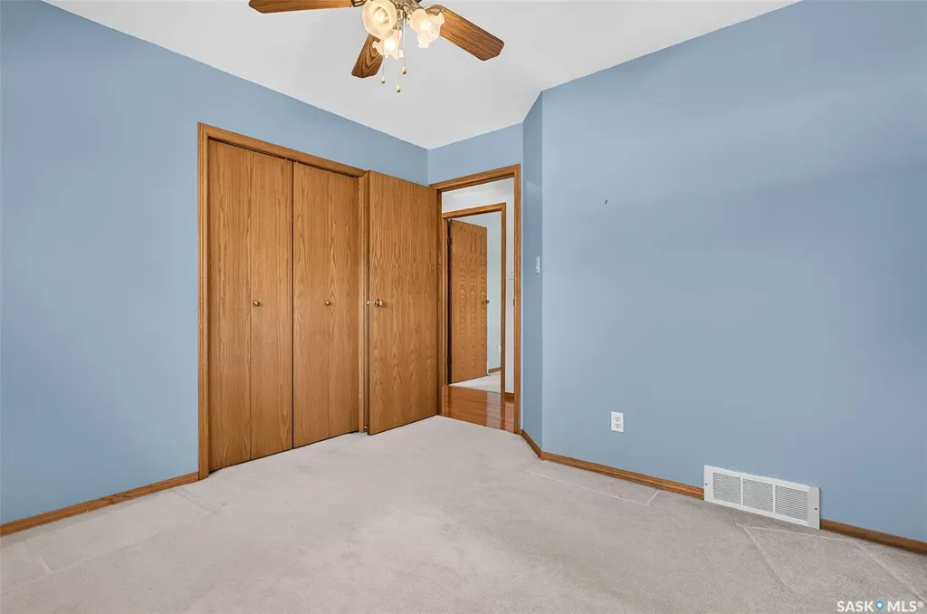 138 Athabasca Street W Moose Jaw SK S6H 2B7