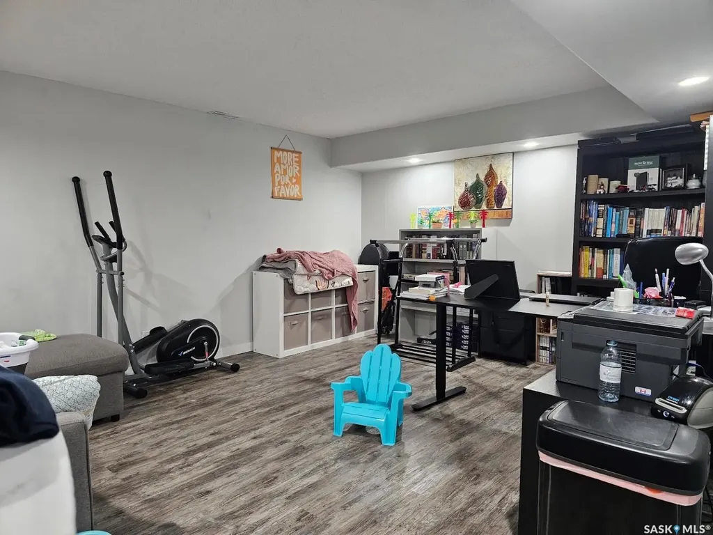 8998 Panton Avenue North Battleford SK S9A 3J9