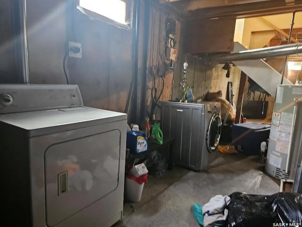 8998 Panton Avenue North Battleford SK S9A 3J9