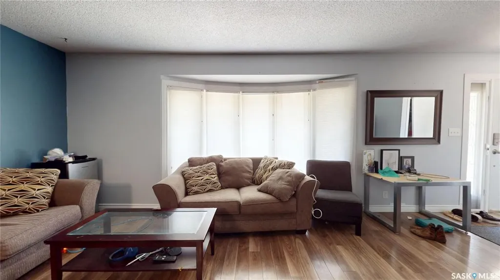 6 Higgins Bay Regina SK S4R 6B6