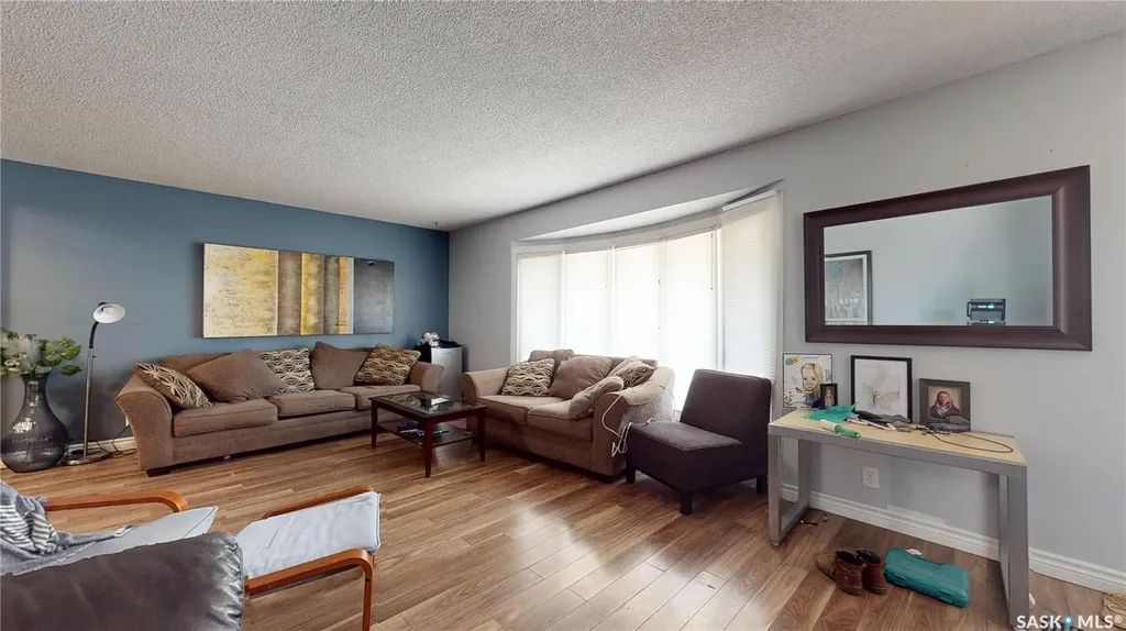 6 Higgins Bay Regina SK S4R 6B6