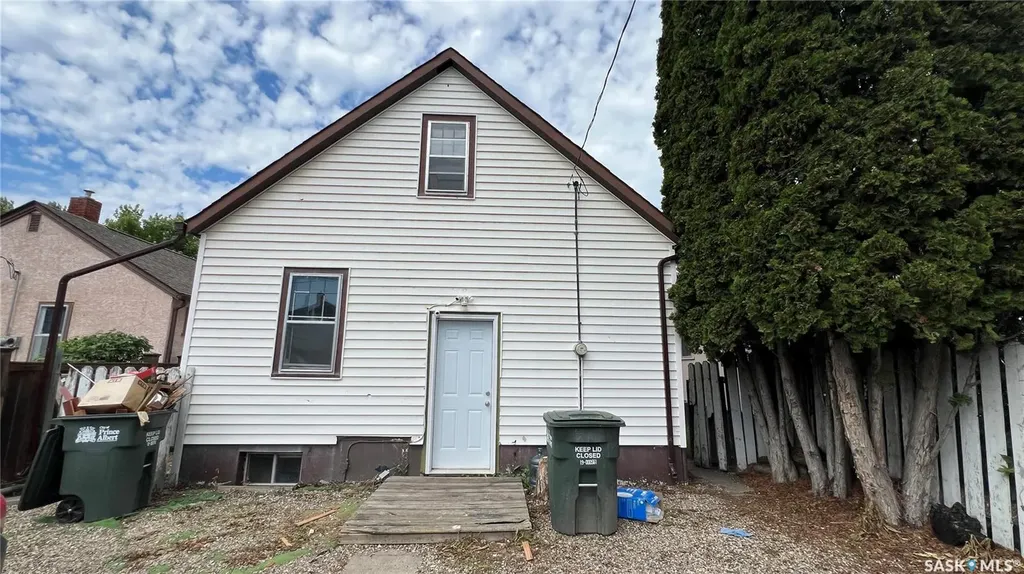 355 10th Street E Prince Albert SK S6V 0Z2