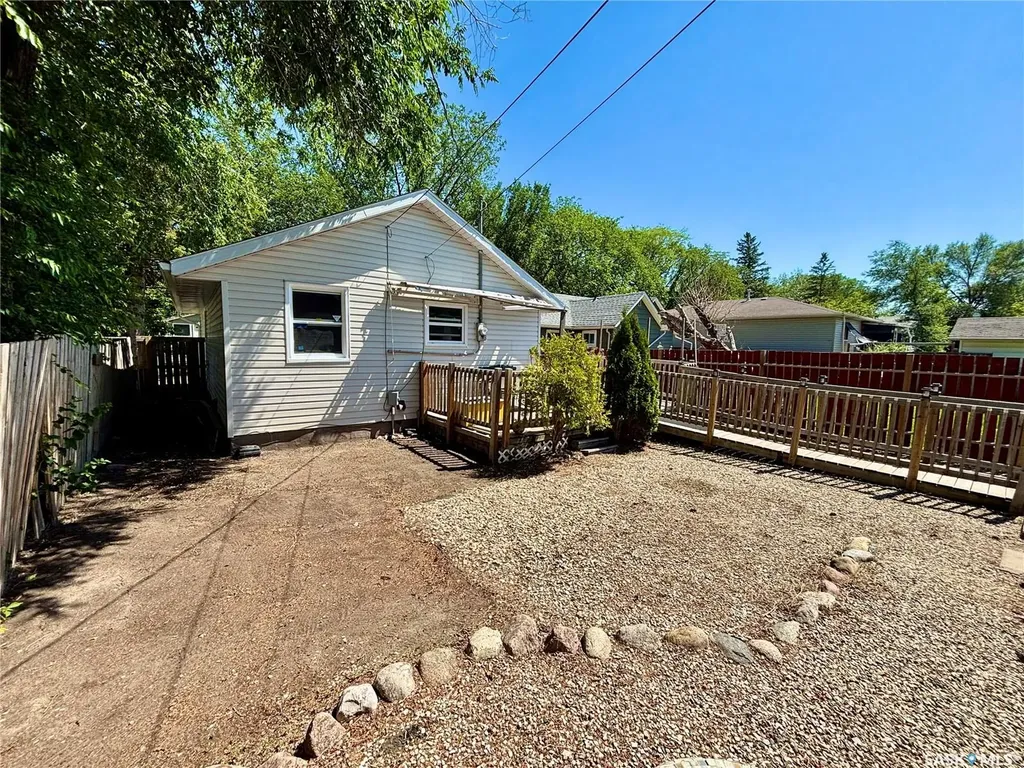 314 Retallack Street Regina SK S4R 3N2