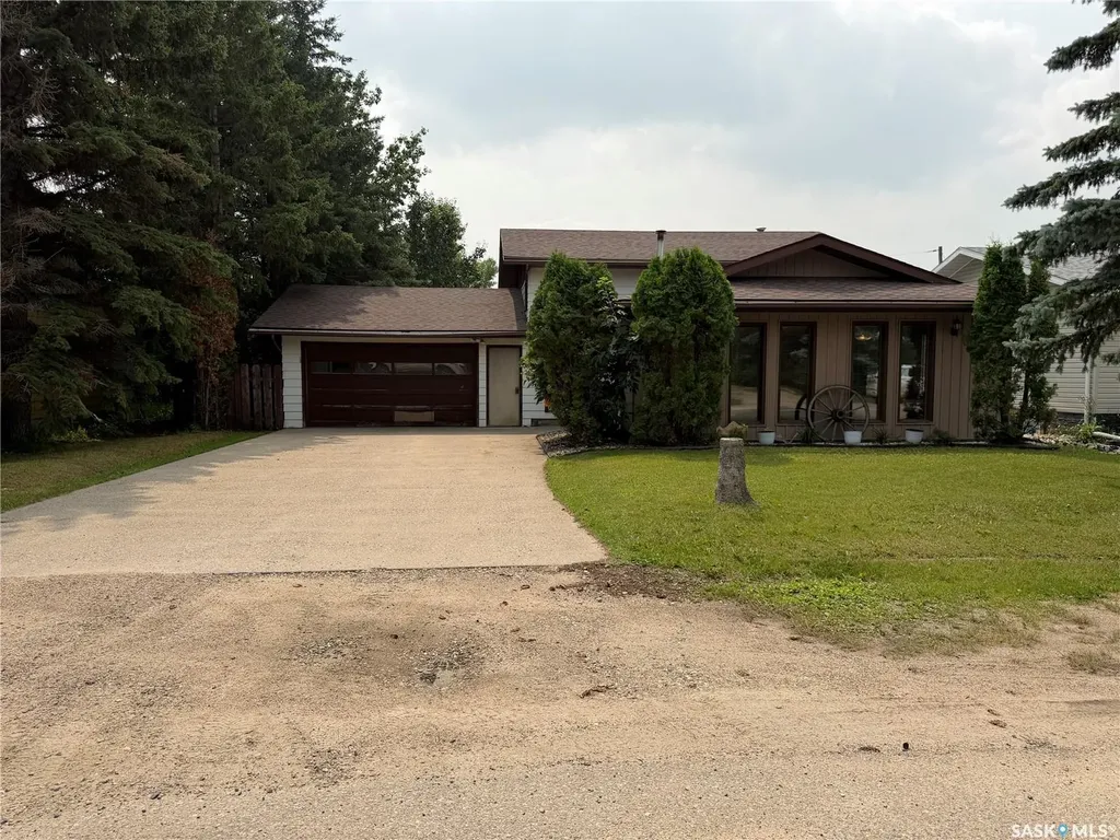 202 1st Street E Turtleford SK S0M 2Y0