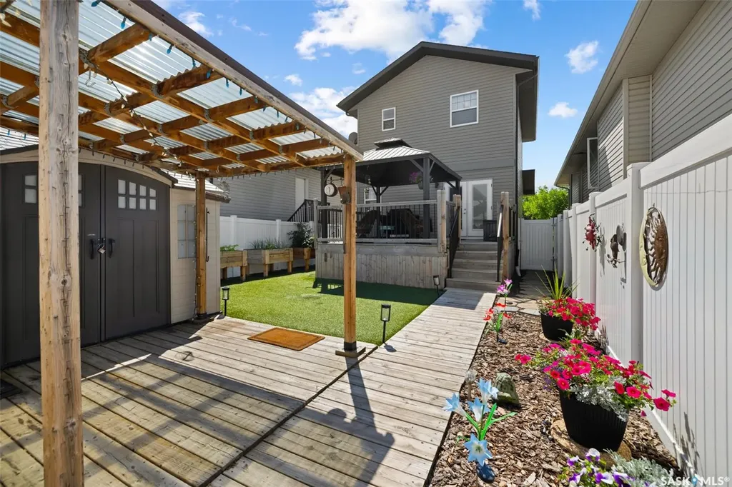 4821 James Hill Road Regina SK S4W 0C6
