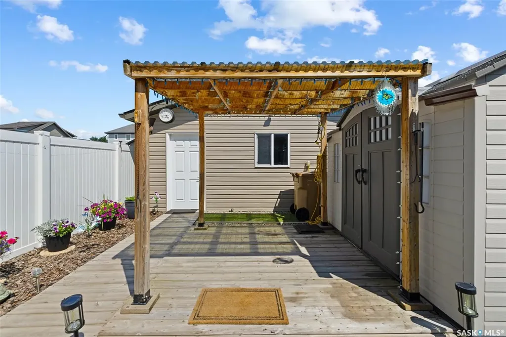 4821 James Hill Road Regina SK S4W 0C6