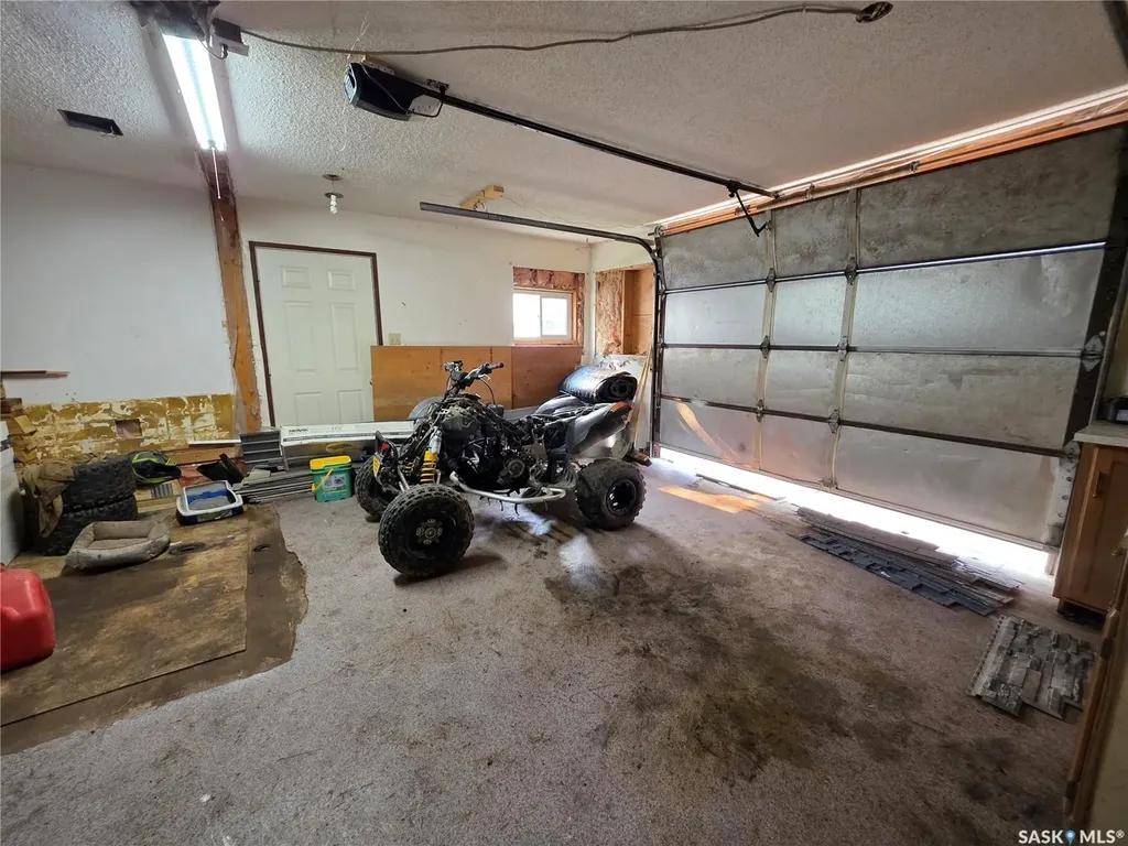 1321 Herbert Avenue Herbert SK S0H 2A0