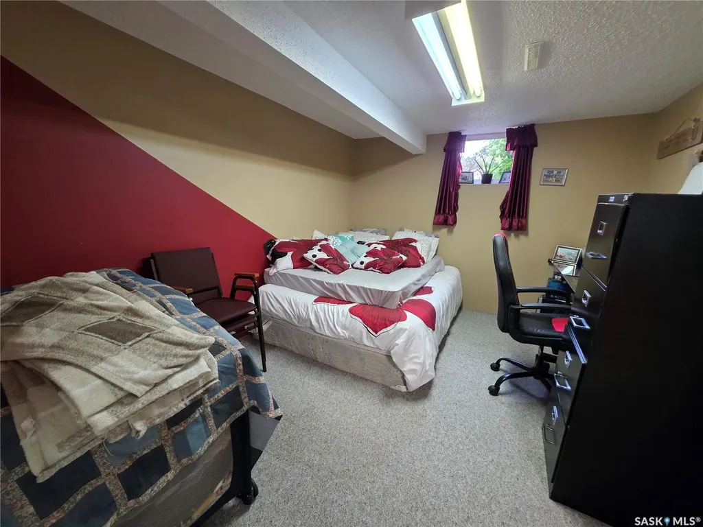 1321 Herbert Avenue Herbert SK S0H 2A0
