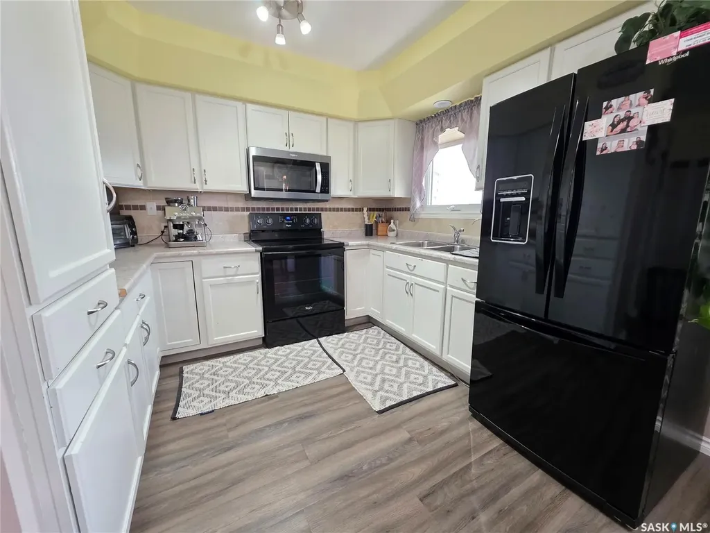1321 Herbert Avenue Herbert SK S0H 2A0