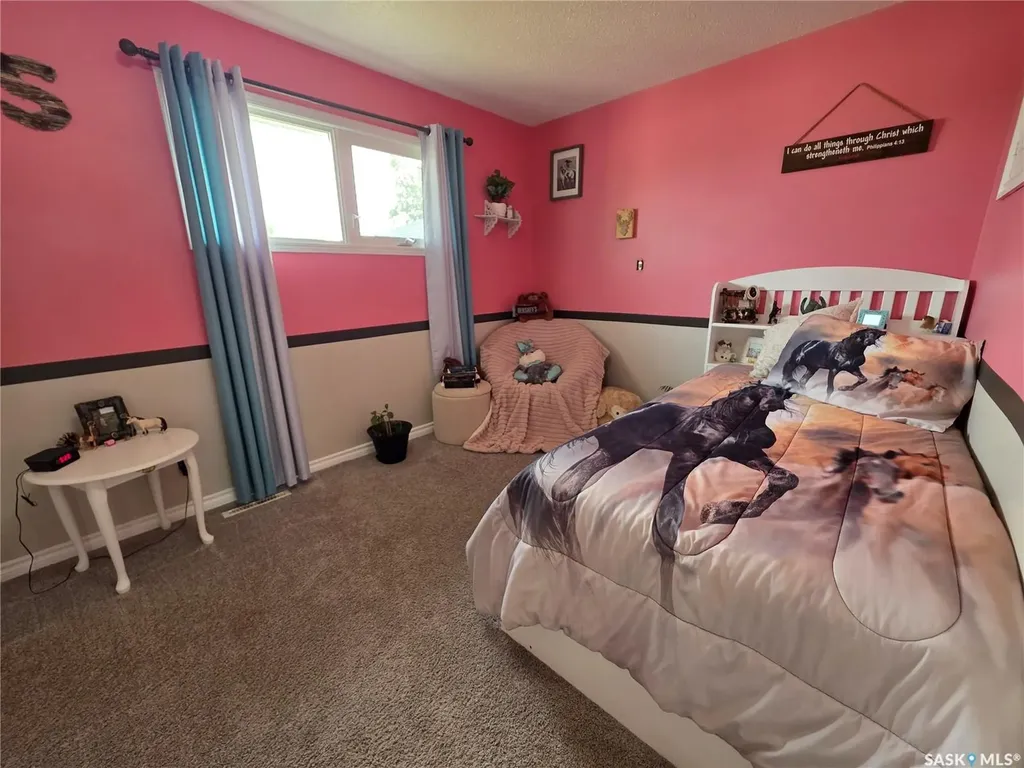 1321 Herbert Avenue Herbert SK S0H 2A0