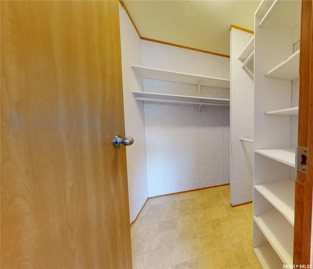 113 Hood Street Maple Creek SK S0N 1N0
