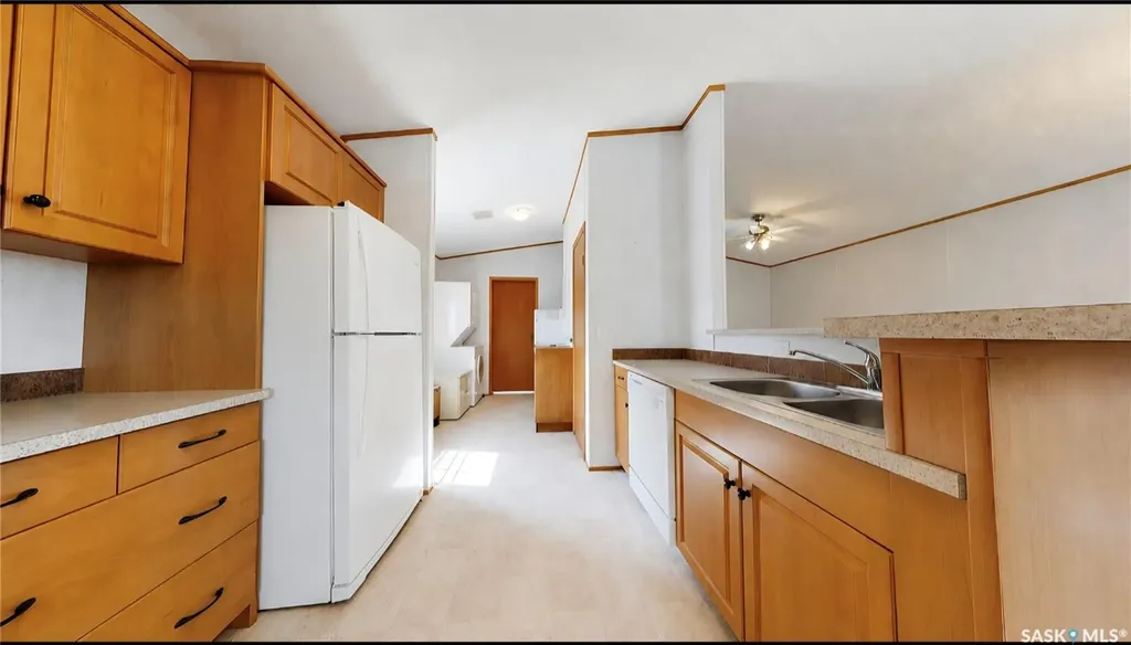 113 Hood Street Maple Creek SK S0N 1N0