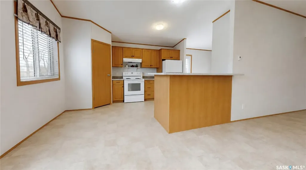 113 Hood Street Maple Creek SK S0N 1N0