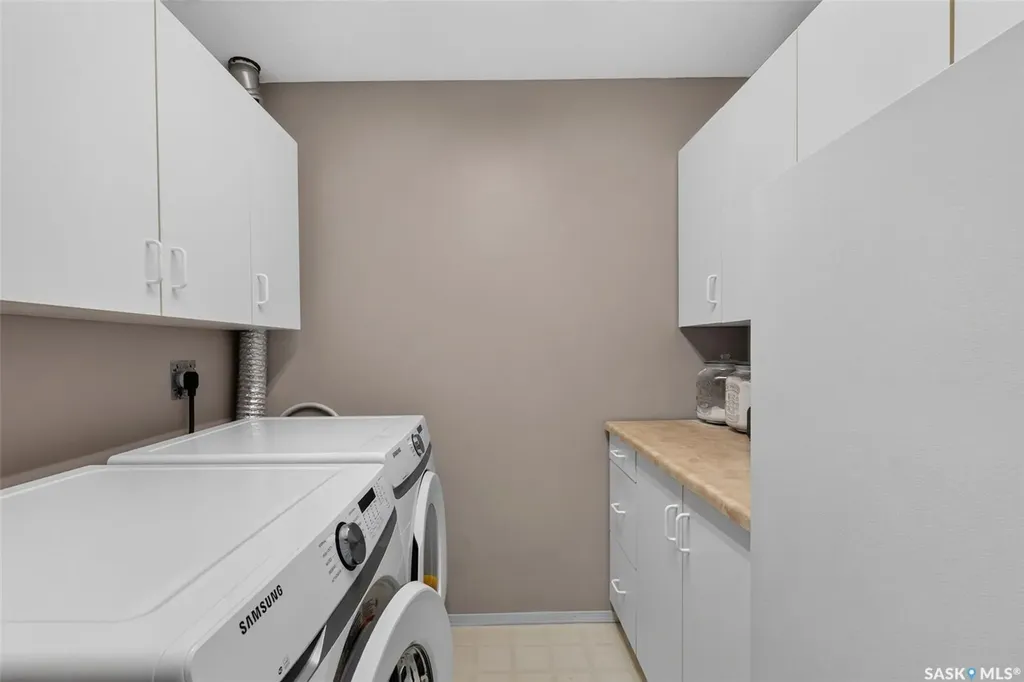 2405 1st Avenue W Prince Albert SK S6V 5A2